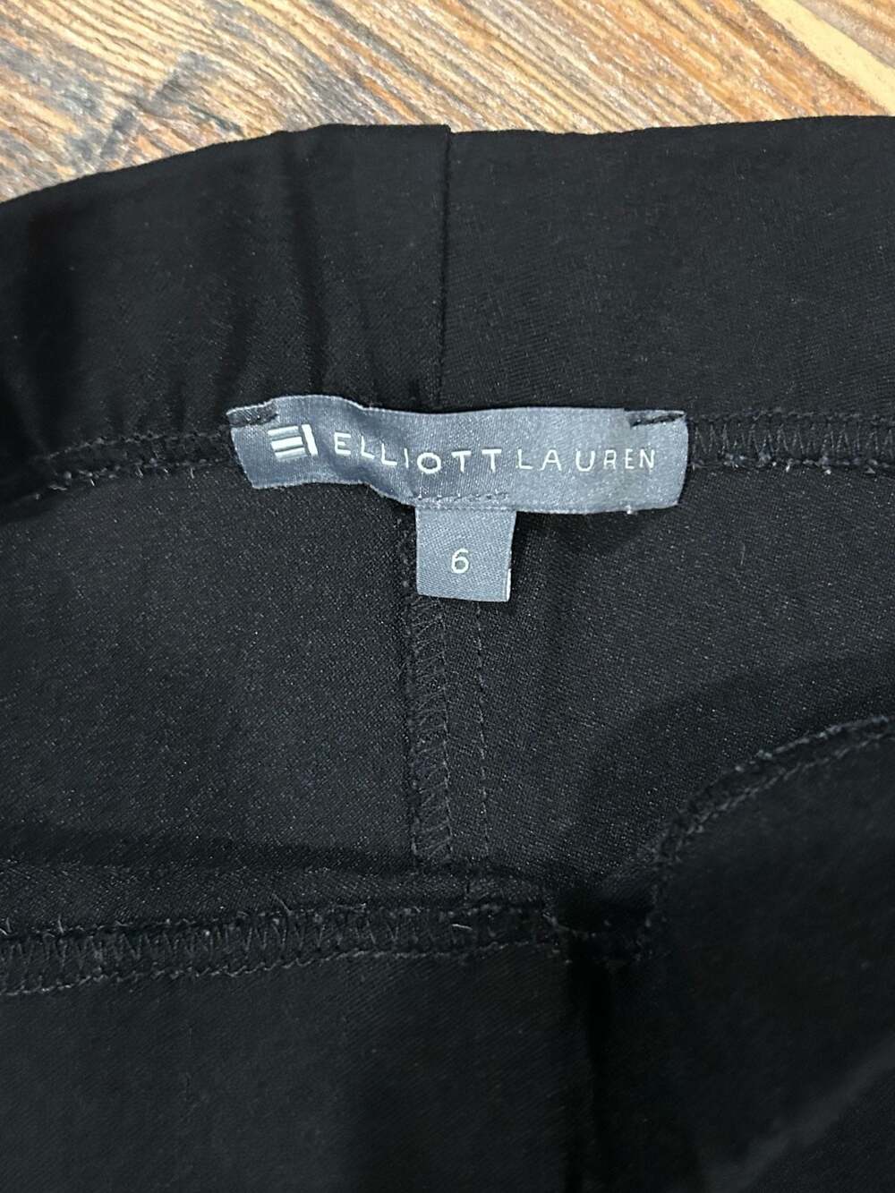 Elliott Lauren Angled Crop Cargo Pants in Black - Picture 6 of 9